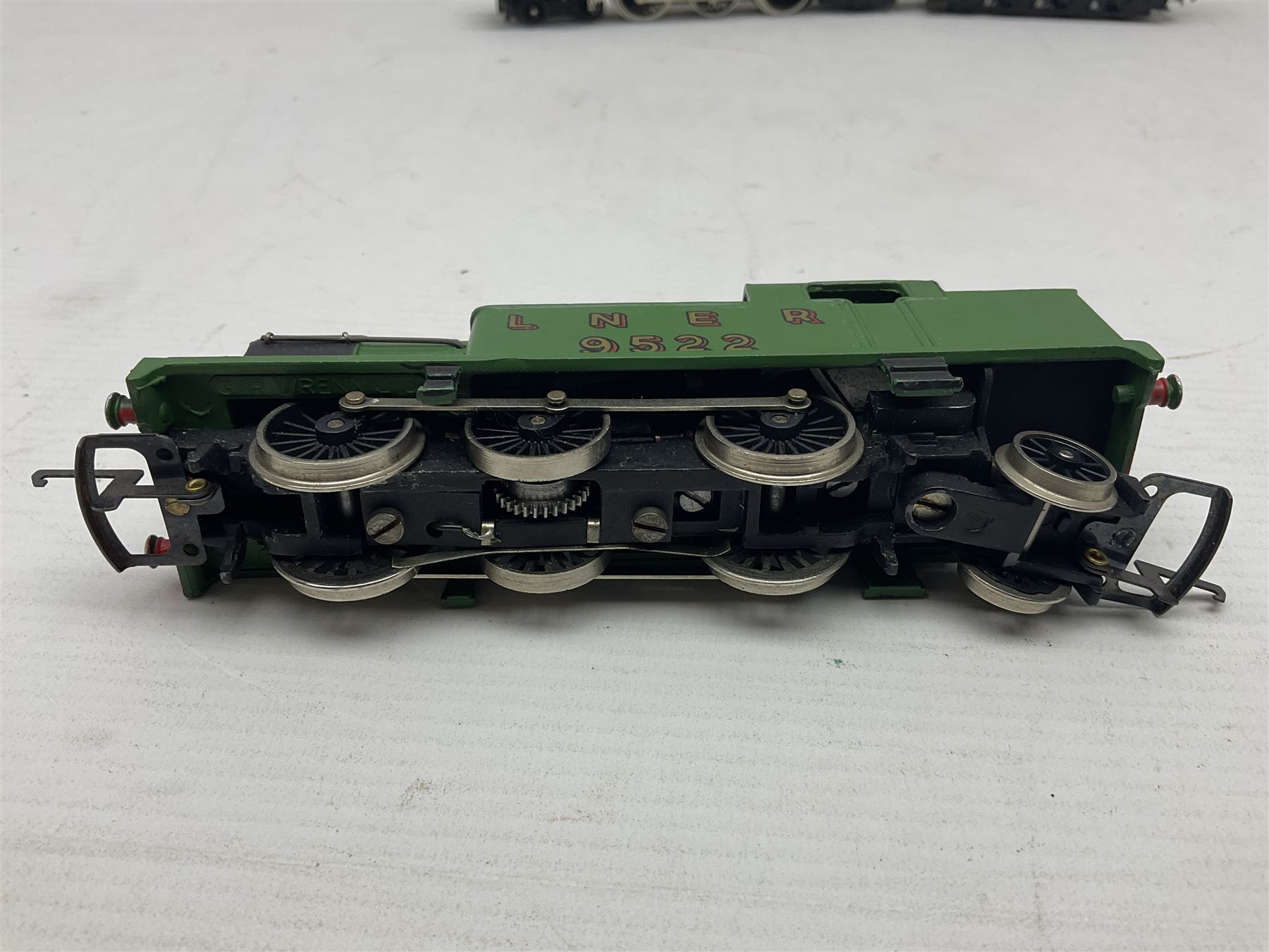 Wrenn '00' gauge - two Class N2 0-6-2 tank locomotives - No..9522 in LNER Light Green in original box with instructions; and No.69550 in BR Lined Black in associated Wrenn box with instructions; together with Tri-ang Wrenn '00' gauge Class A4 4-6-2 locomotive 'Mallard' No.60022; boxed (3)