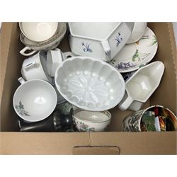 Spode Green Geranium pattern part tea service, together with Adams Baltic pattern part tea and dinner wares and a quantity of other ceramics etc, in six boxes 