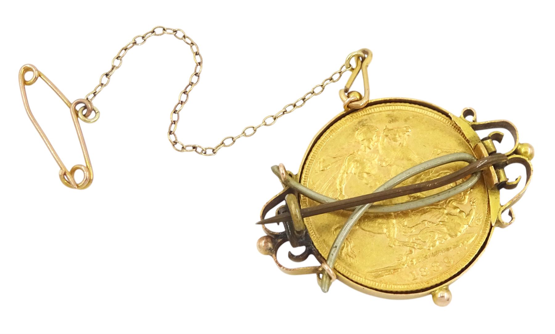 Queen Victoria 1889 gold full sovereign coin, loose mounted in gold brooch, stamped 9ct