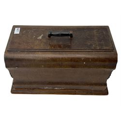 Singer treadle sewing machine and table top sewing machine (2)