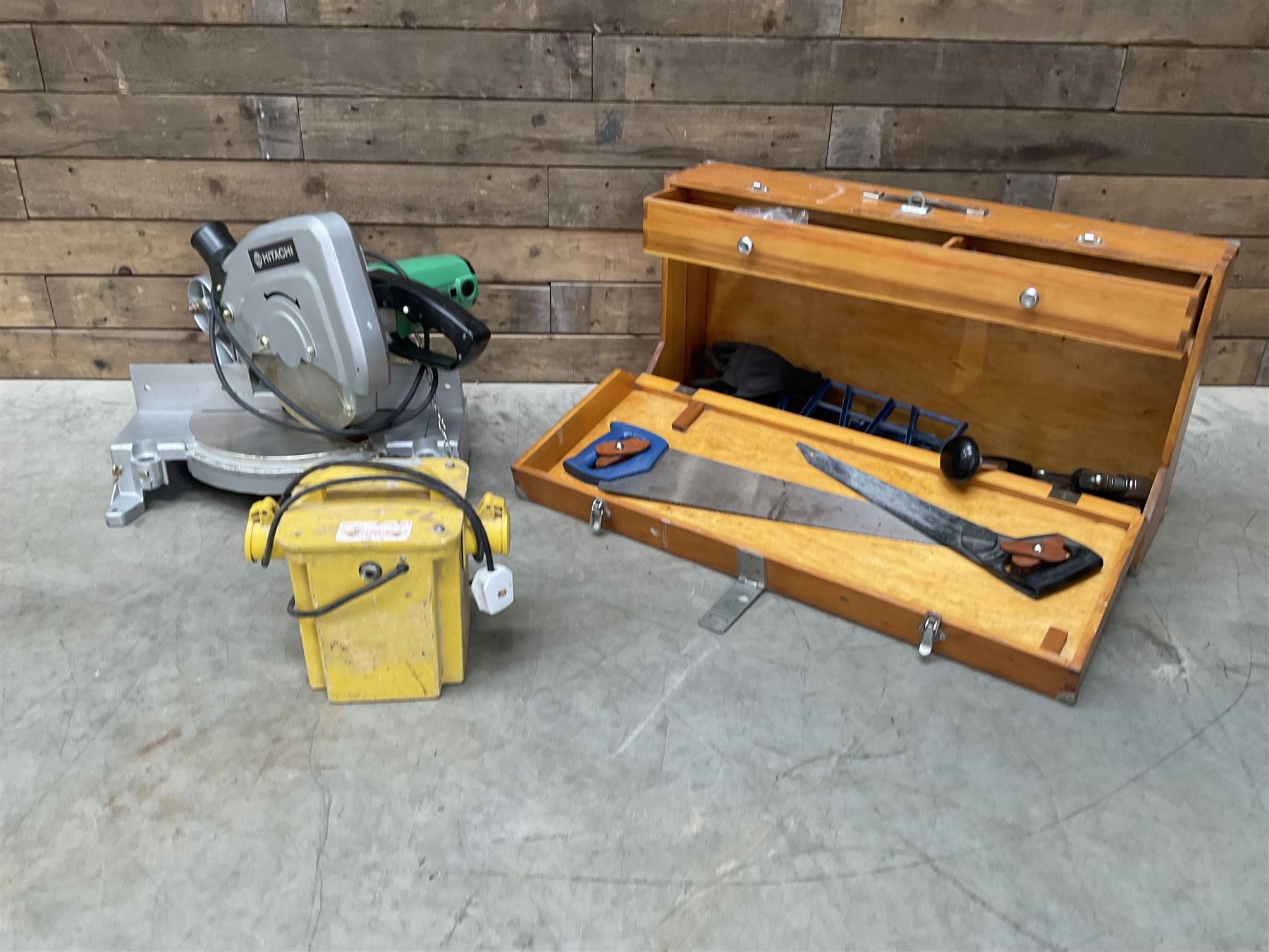 Hitachi C10FA mitre saw including transformer and tool case