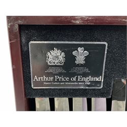 Canteen of silver plated Arthur Price of England cutlery, contained in a wooden case. 