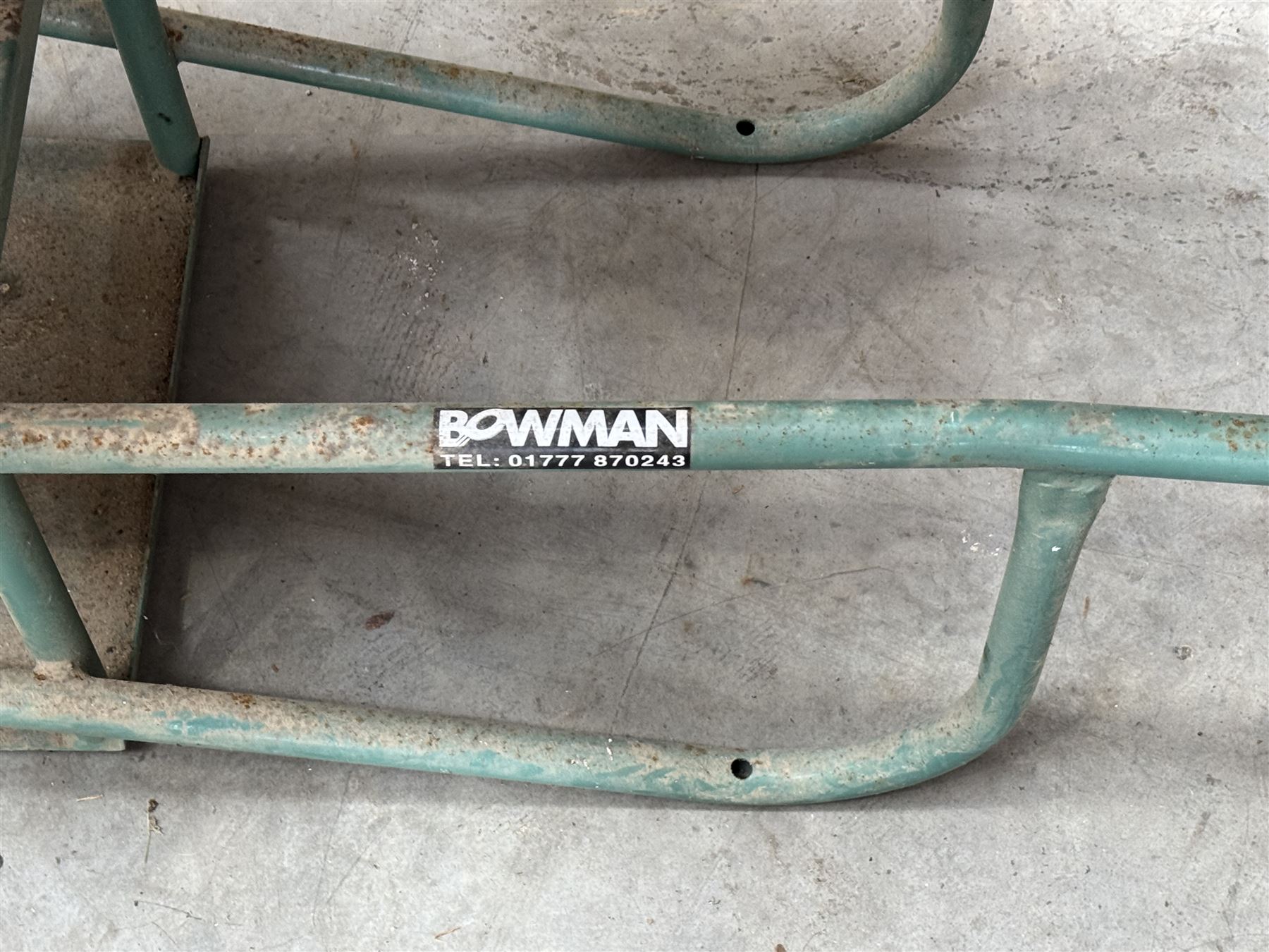 Bowman ten cassette electronic clay pigeon trap