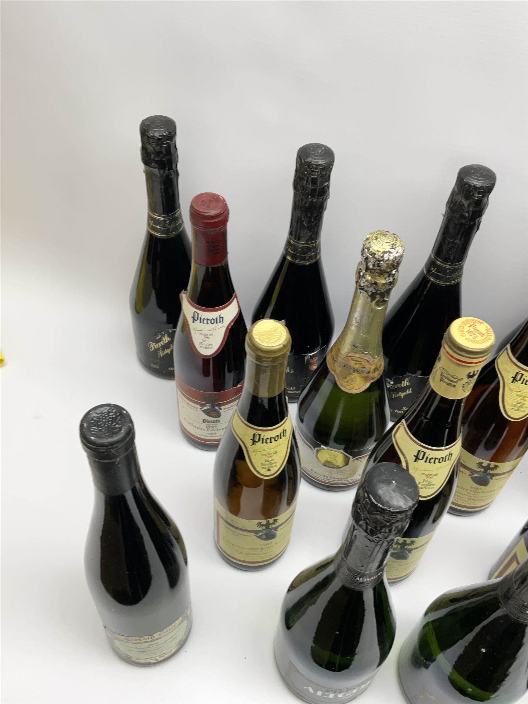 Mixed alcohol including Pieroth Altgold Sekt dry 75cl, 11%vol, Pieroth 1984 Etschtaler Edelvernatsch rose 0.7l, Pieroth 1988 Bretzenheimer Kronenberg Auslese Nahe 750ml, 9.5%vol etc, various contents and proofs, 39 bottles