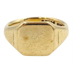 9ct gold signet ring, Chester 1953