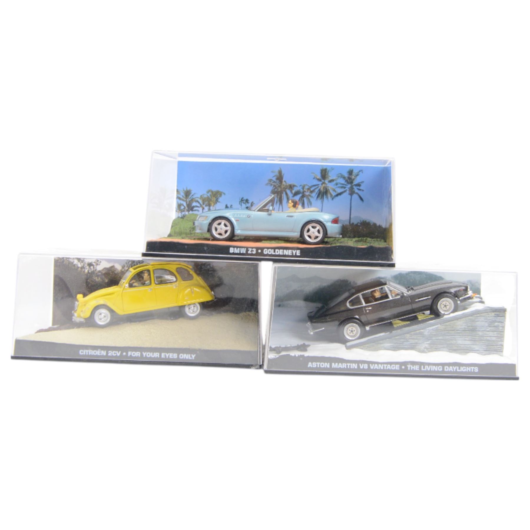 Thirteen Eaglemoss/Fabbri James Bond 007 diecast cars, including Lotus Esprit, Toyota 2000GT, Jaguar XKR, Aston Martin DBS, etc, all in plastic display boxes