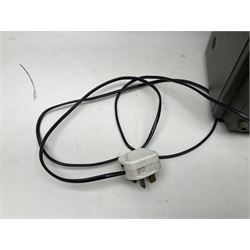 Realistic TR-3000 Logic Control stereo tape deck reel to reel HiFi, with a large collection of reels 