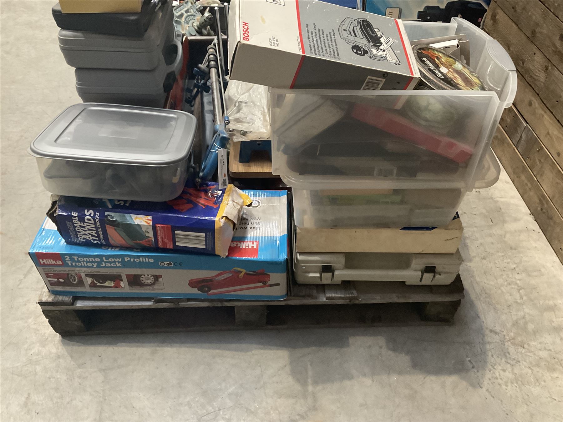 Black & Decker Powerfile, 2t trolley jack, axle stands, bench vice, framing kit, other tools and a Halfords cool box