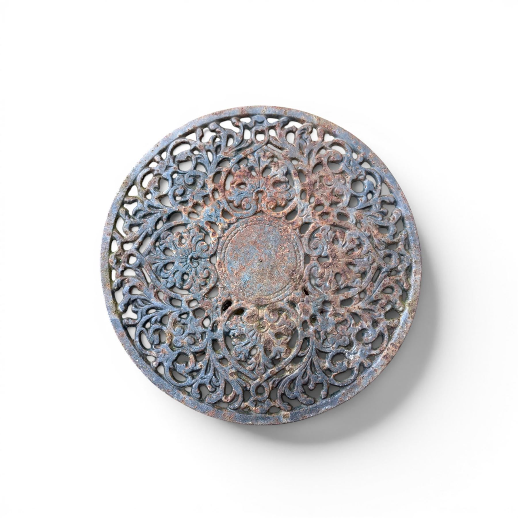 19th century ornate cast iron high garden drinks table, small circular pierced top, raised on three legged base