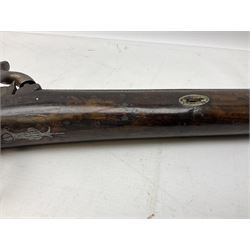 19th century 14-bore single barrel percussion action musket for display, the 79cm octagonal to round barrel with ram rod under, engraved lock plate inscribed Nixon, walnut stock with steel butt plate L119cm overall