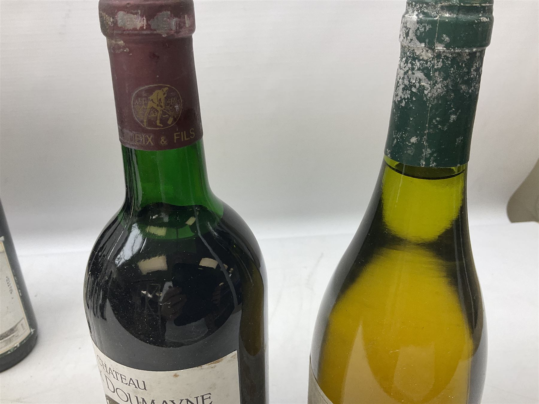 Mixed alcohol including two bottles Rully 1992 La Chaume, 75cl, 13% vol, Chateau Vieux Doumayne 1989 Saint-Emilion Grand Cru, 75cl, 12% vol, five bottles Krausen Keller Liebfraumilch Rheinhessen, five bottles Inniskillin 1992 Marechal Foch etc