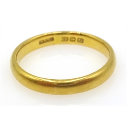  22ct gold wedding band approx 3.7gm  