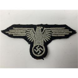 Two WW2 German 'SS' uniform cloth collar patches and sleeve eagle for Schafuhrer rank (3)