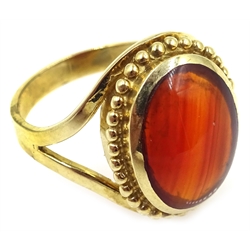  9ct gold oval agate ring, hallmarked  