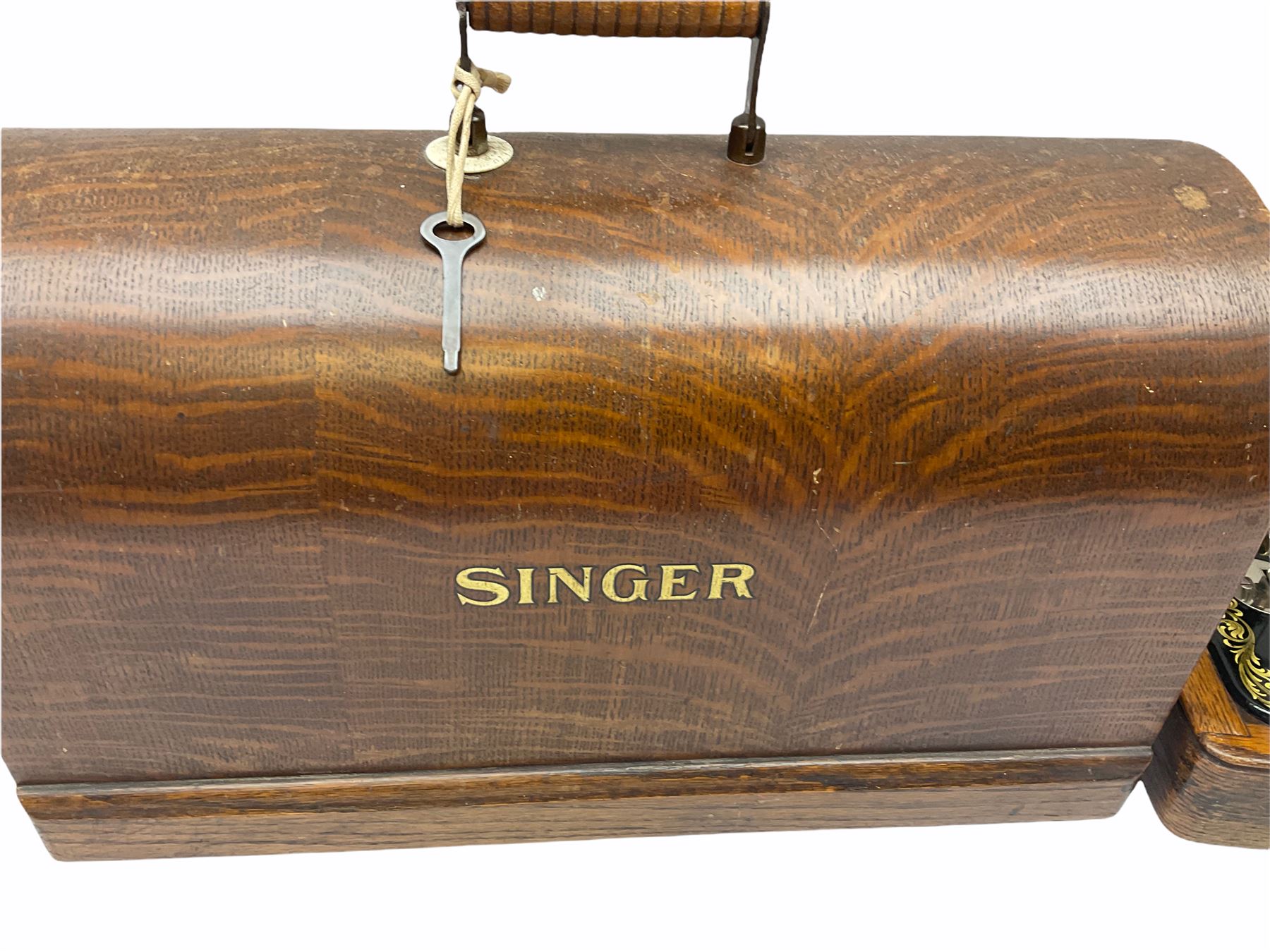 Cased vintage Singer hand sewing machine, with key, H29.5cm.