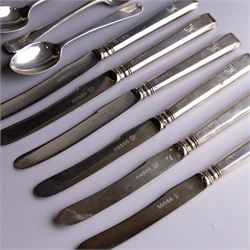 Set of six silver teaspoons with engraved initial K to finial, together with a set of six silver handled tea knives and one further silver teaspoon, all hallmarked