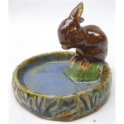  Royal Doulton Lambeth stoneware bibelot/ trinket dish, mounted with a brown rabbit, impressed marks, no. 8756, H8cm  