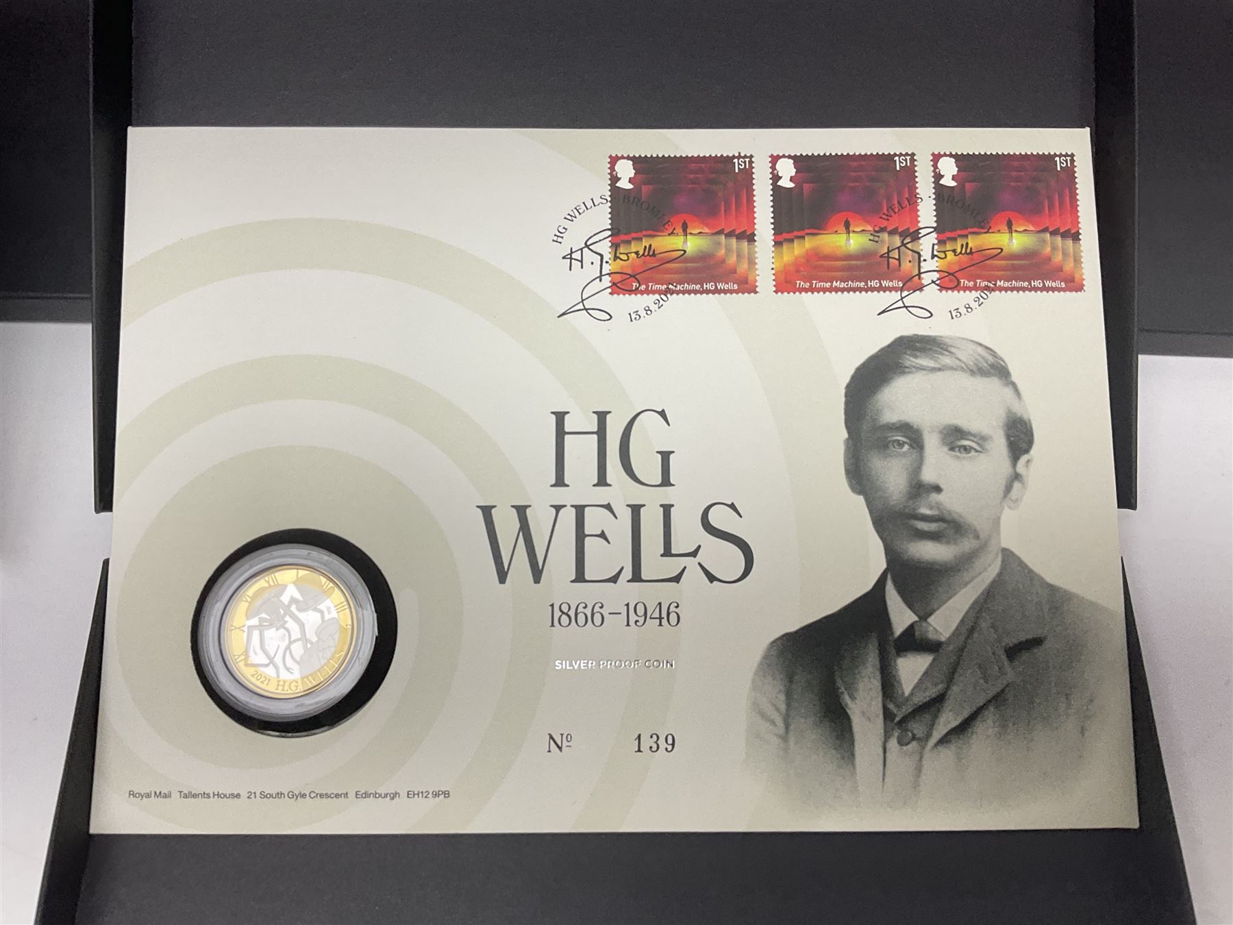 Five The Royal Mint Royal Mail silver proof coin covers, comprising 2021 'HG Wells' with two pounds, 2021 'HM The Queen's 95th Birthday' with five pounds, 2022 'Her Majesty The Queen's Platinum Jubilee 70 Years' with five pounds, 2022 'Her Majesty The Queen's Platinum Jubilee 70 Years' with fifty pence and 2022 '150 Years of The FA Cup' with two pounds, all in Royal Mail card boxes