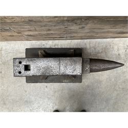 Blacksmiths anvil