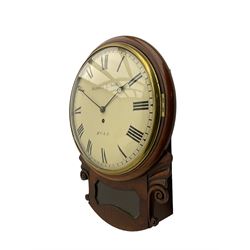A single fusee 8-day drop dial mahogany cased wall clock, c1860 with a 14-1/2” wooden bezel and 12” painted convex dial, cast brass bezel and convex glass, dial with retailer's name “Bedell & Son, Hull”, Roman numerals, minute track and matching steel moon hands, with a recoil anchor escapement and rectangular movement plates, case with scroll carved ears and glazed pendulum aperture, pendulum location door and a pendulum regulation door to the curved base. With pendulum.
***Peter and Benjamin Bedell were a family of 19th century Hull clockmakers working from various locations in Hull between 1823 and 1872.
