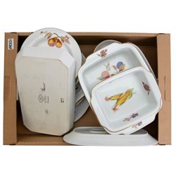 Extensive collection of Royal Worcester Evesham pattern dinner wares, including plates, tureens, pie dishes, cooking dishes, platters, jars and plates, etc