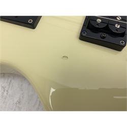 SG Junior Music Drive C19905 electric guitar serial no.911120 L99cm