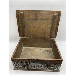18th century oak bible box, the hinged lid with chip-carved decoration, the front with iron lock, carved with thistles in lunettes and foliate spandrels, H21cm L54cm D36cm