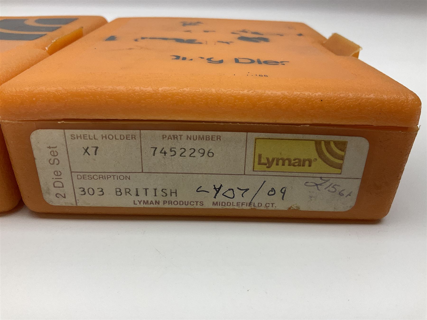 Two sets of reloading dies by Lyman comprising .303 British and  .44 Magnum; both in original boxes with paperwork