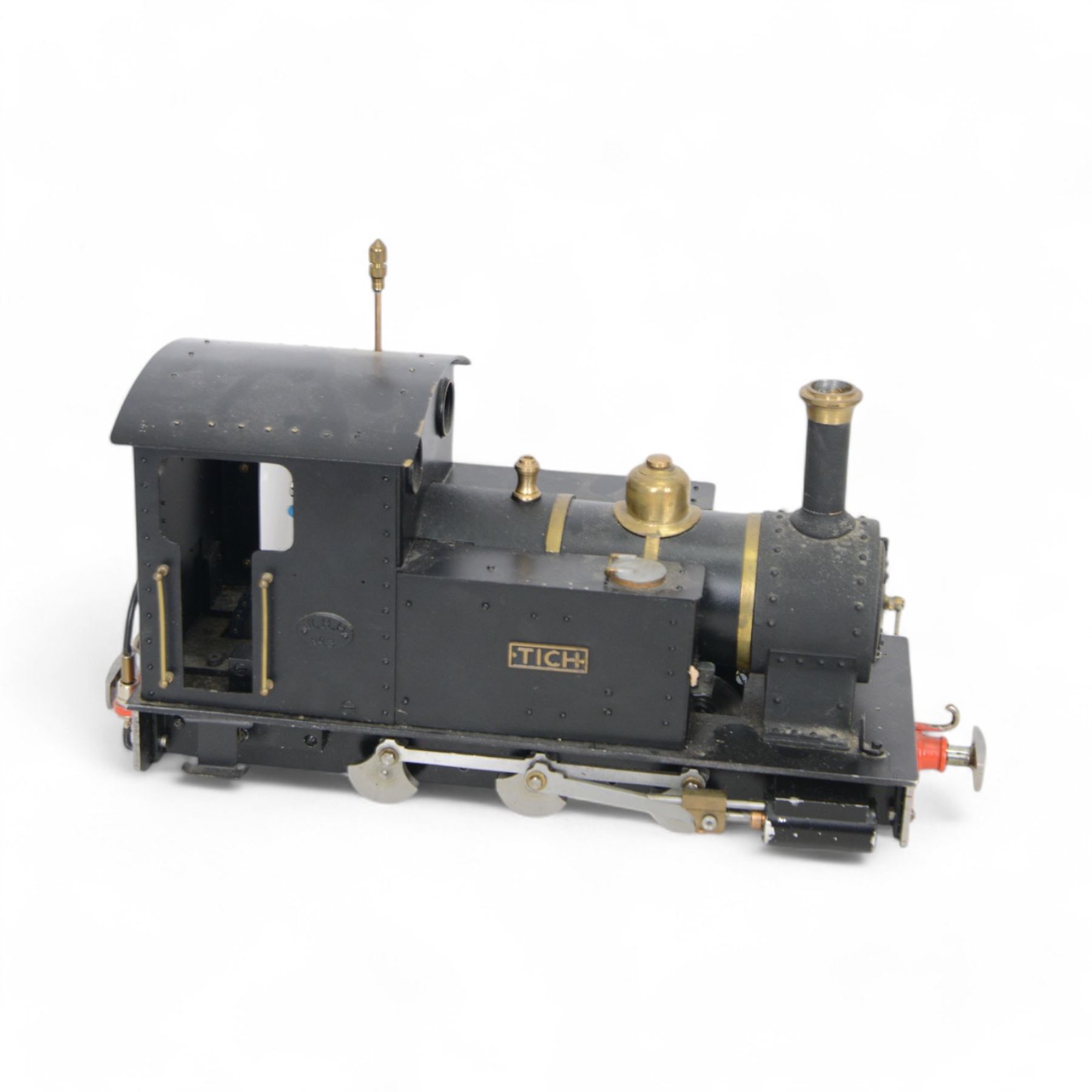 Roundhouse Gauge 1 remote controlled 0-6-0 tank locomotive 'Tich', in black livery 