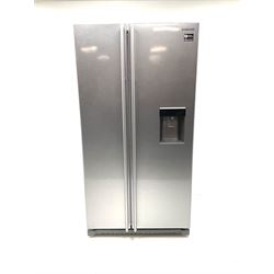 Samsung American side by side fridge freezer - model RSA1RTMG
