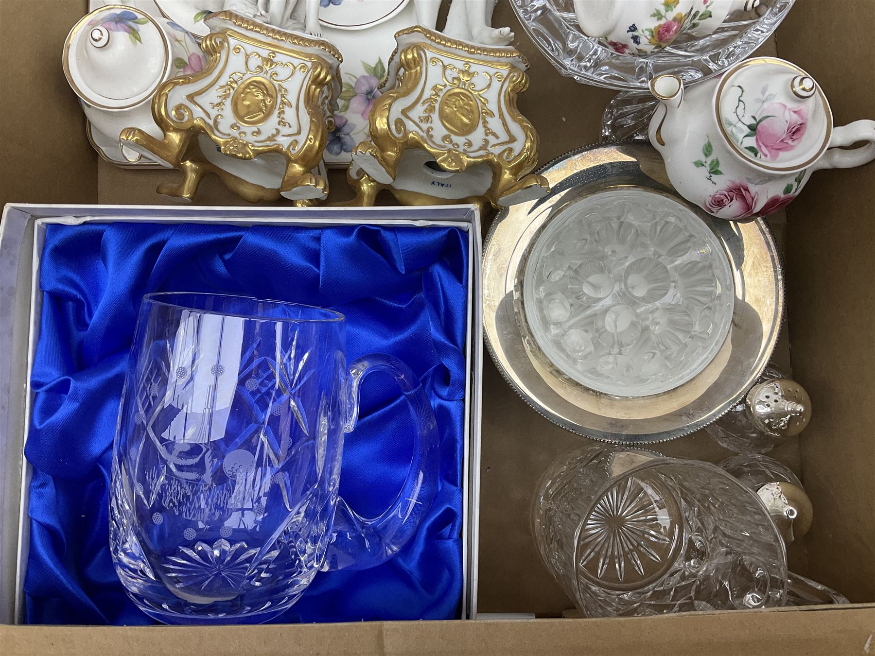 Wedgwood Golden Glory pattern tea and dinner wares, Coalport Countryware cups, Noritake flowers, Hornsea Palladio vase, other glassware and ceramics etc in three boxes