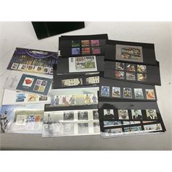 Queen Elizabeth II mint decimal stamps, mostly in presentation packs, face value of usable postage approximately 460 GBP

