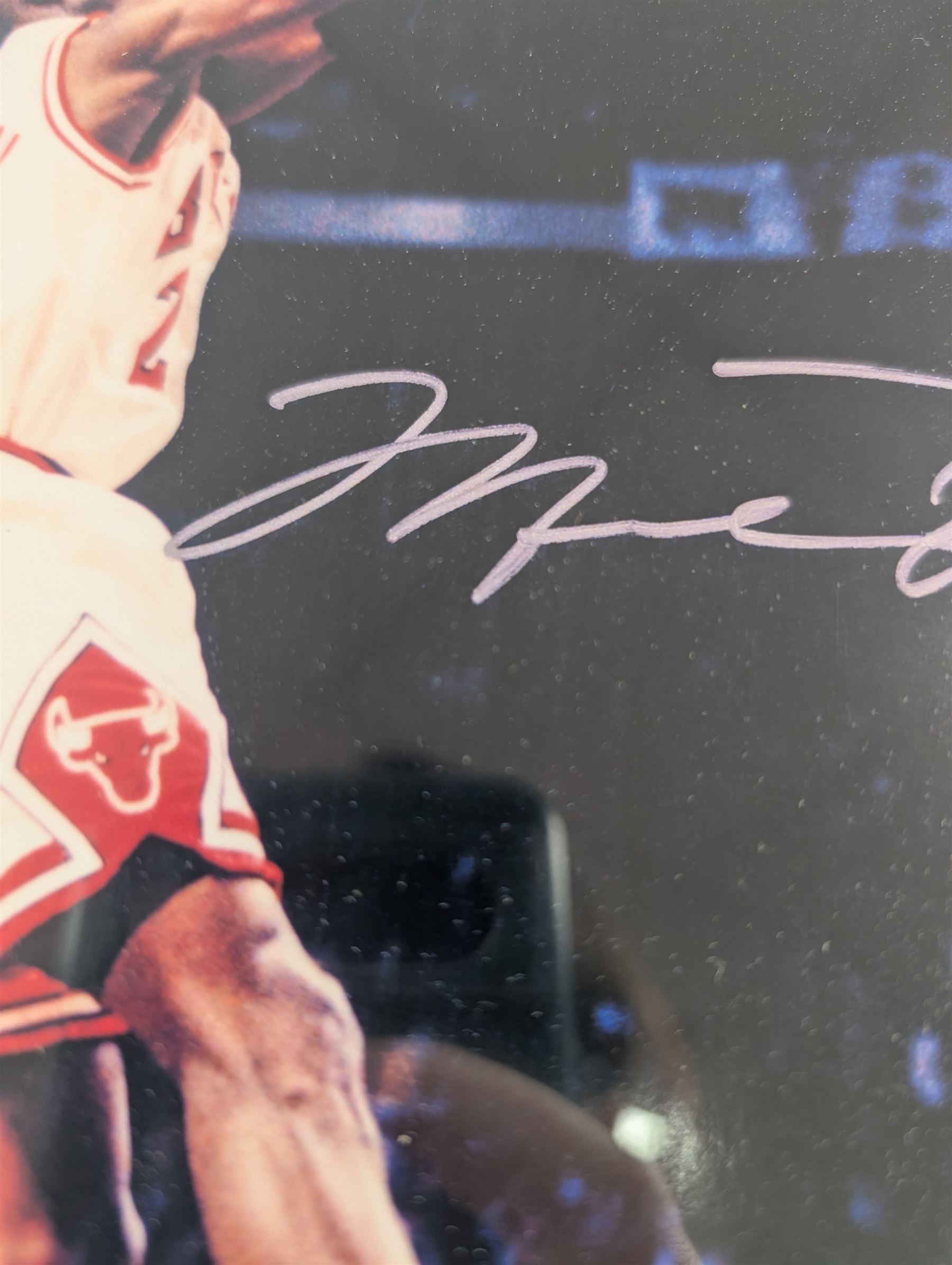 Michael Jordan signed 10 x 7