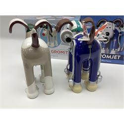 Wallace & Gromit - Gromit Unleashed: two Aardman Animations The Grand Appeal 'Gromit Unleashed' figures comprising Gromjet and Snow Gromit, both with boxes