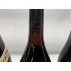 Mixed red wines, to include Bouchard Pere & Fils, 2016, Gevrey Chambertin, Chateau D'issan, 2010, Margaux, Ascheri, 2015, Barolo, etc, various contents and proofs (6)