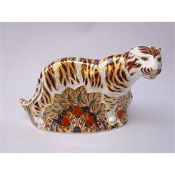  Large Royal Crown Derby Bengal Tiger paperweight dated 1996, gold stopper, L22cm   
