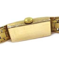  Gold Rotary wristwatch on gold bracelet, hallmarked 9ct  