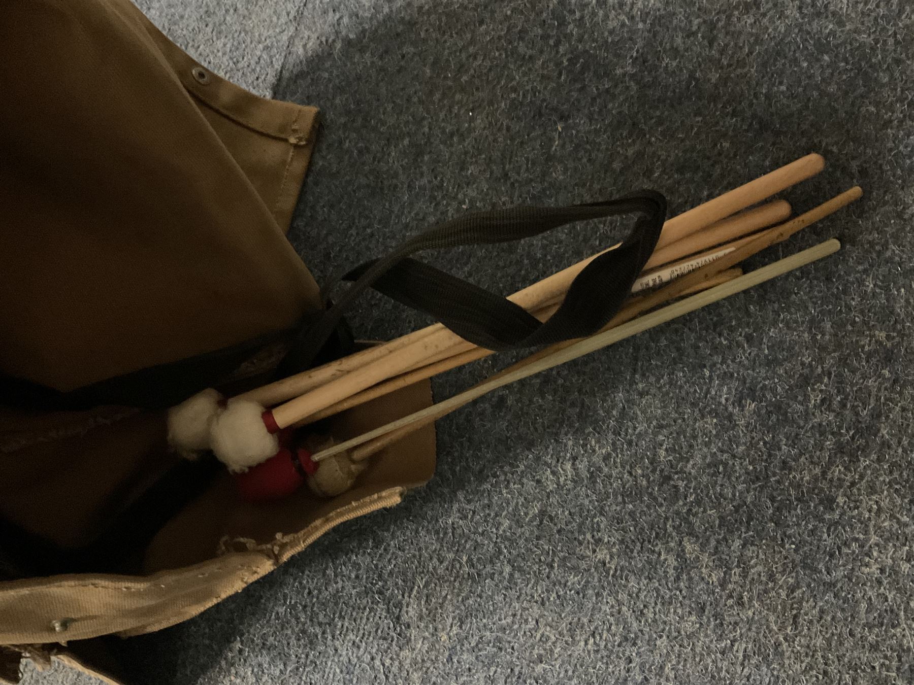 Trixon three-octave vibraphone c1965; with tubular frame, blue panelled ends, four wheels and detachable vibration motor with rubber belts; 1960s Trixon logo to front; serial no.5807; L130cm; together with a selection of various beaters in canvas carrying bag