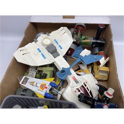 Star wars - Kenner Millenium Falcon spaceship with De Agostini boxed smaller model; X-Wing Fighter; and three story books on the original trilogy of films; together with other TV/Film related spacecraft; Mamod steam roller; assorted unboxed and playworn die-cast models etc