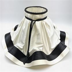 White silk lamp shade with black detailing and wavy decoration 