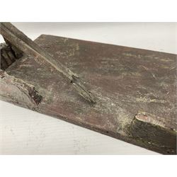 Lineol type artillery gun emplacement, H13cm, L31cm 