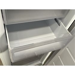 Hotpoint RLFM171 larder freezer