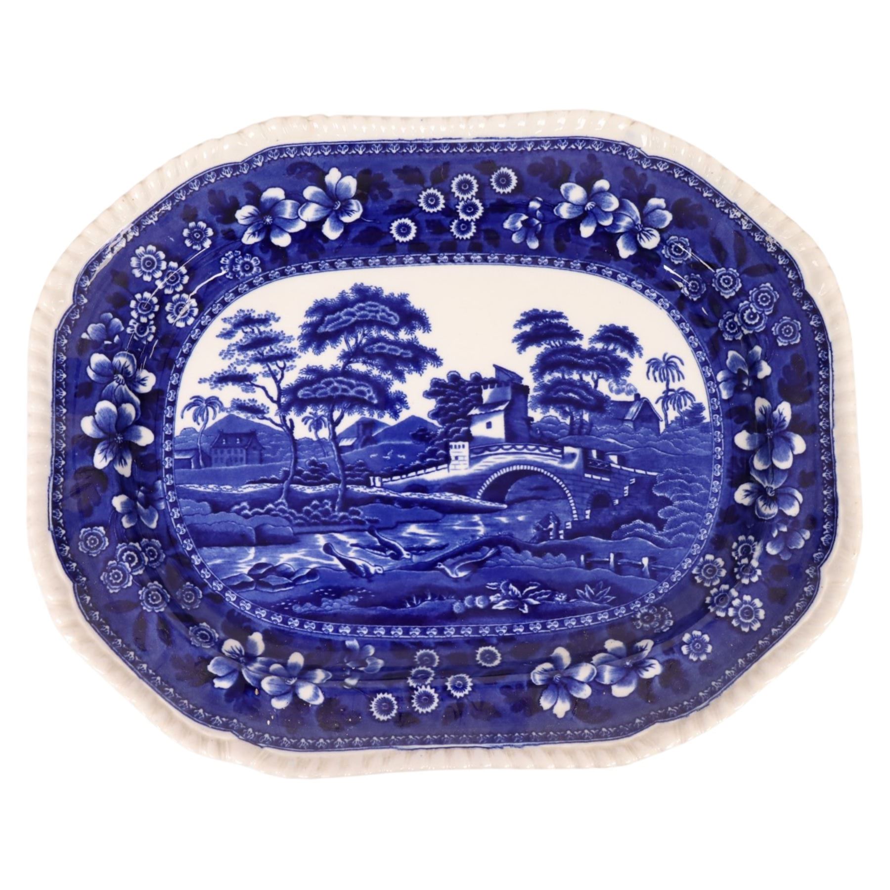 Spode Tower pattern graduating set of three platters, largest L44cm D35cm 