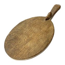 'Mouseman' oak oval cheese board, the raised handle with a carved mouse signature, by Thompson of Kilburn 