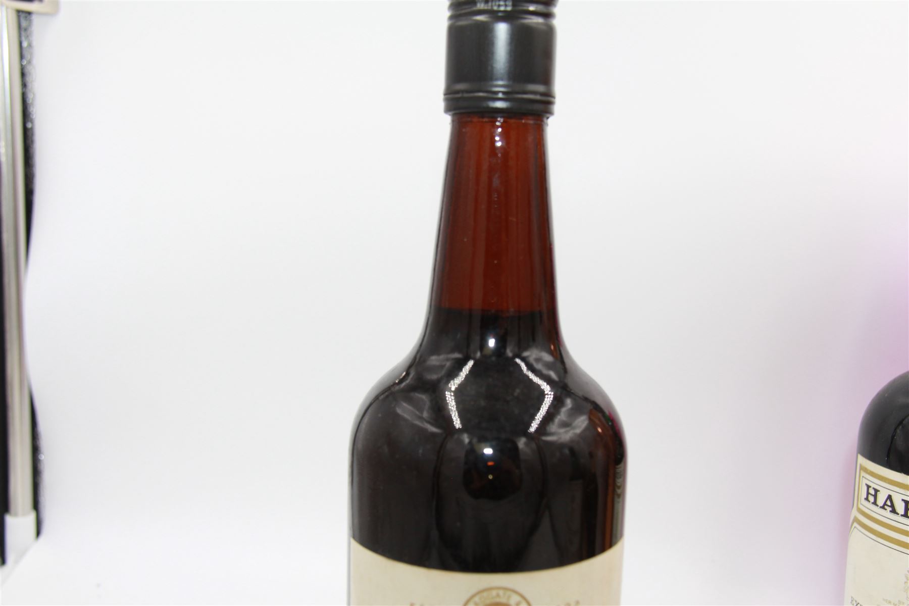 Mixed alcohol, comprising, three bottles of Harveys Bristol Cream Sherry, Harveys Bristol Milk Sherry, Croft very old pale cream sherry and Taylor's Trident port, various contents and proof  (6)