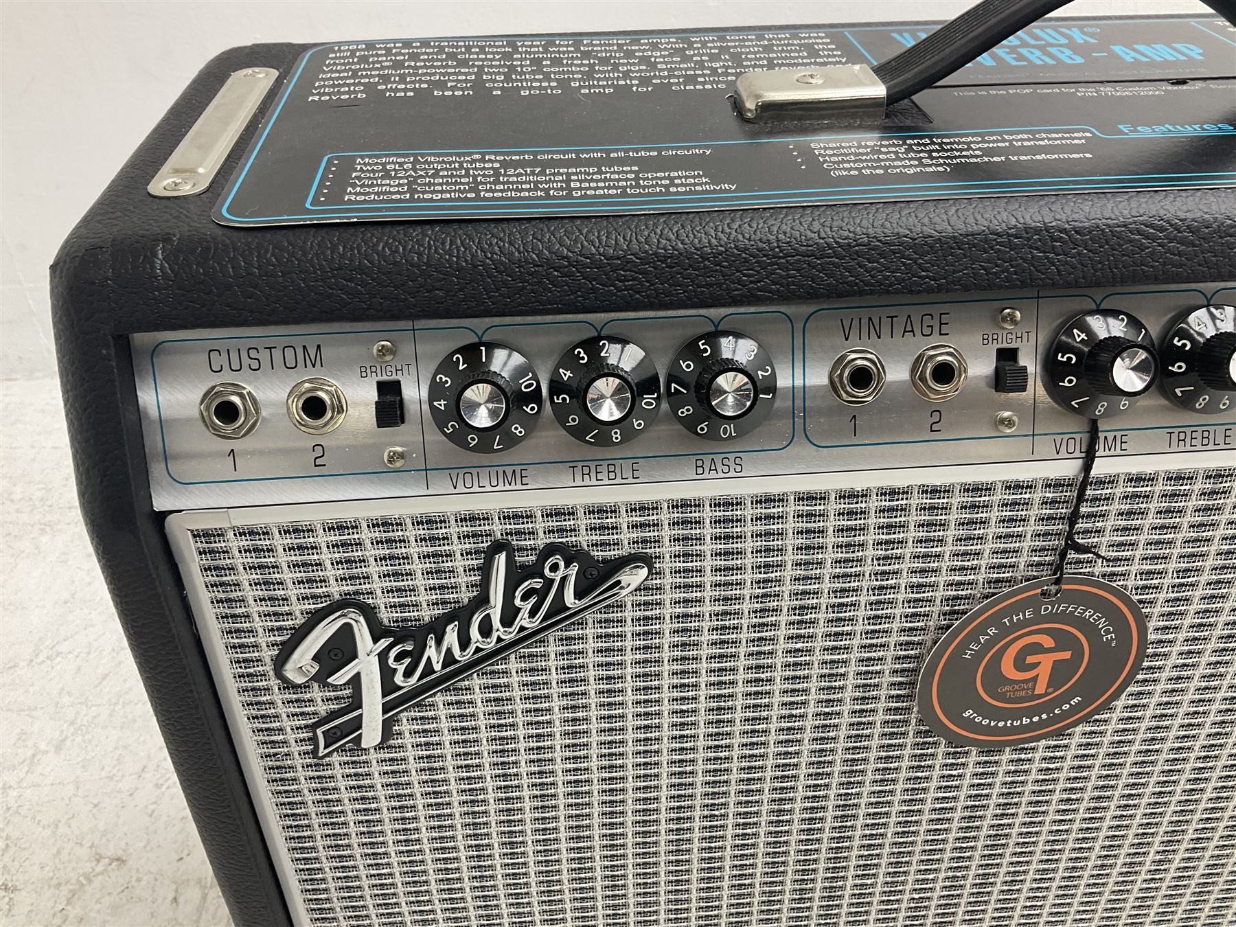 Fender model 68 Custom Vibrolux Reverb amplifier with 2 x 10