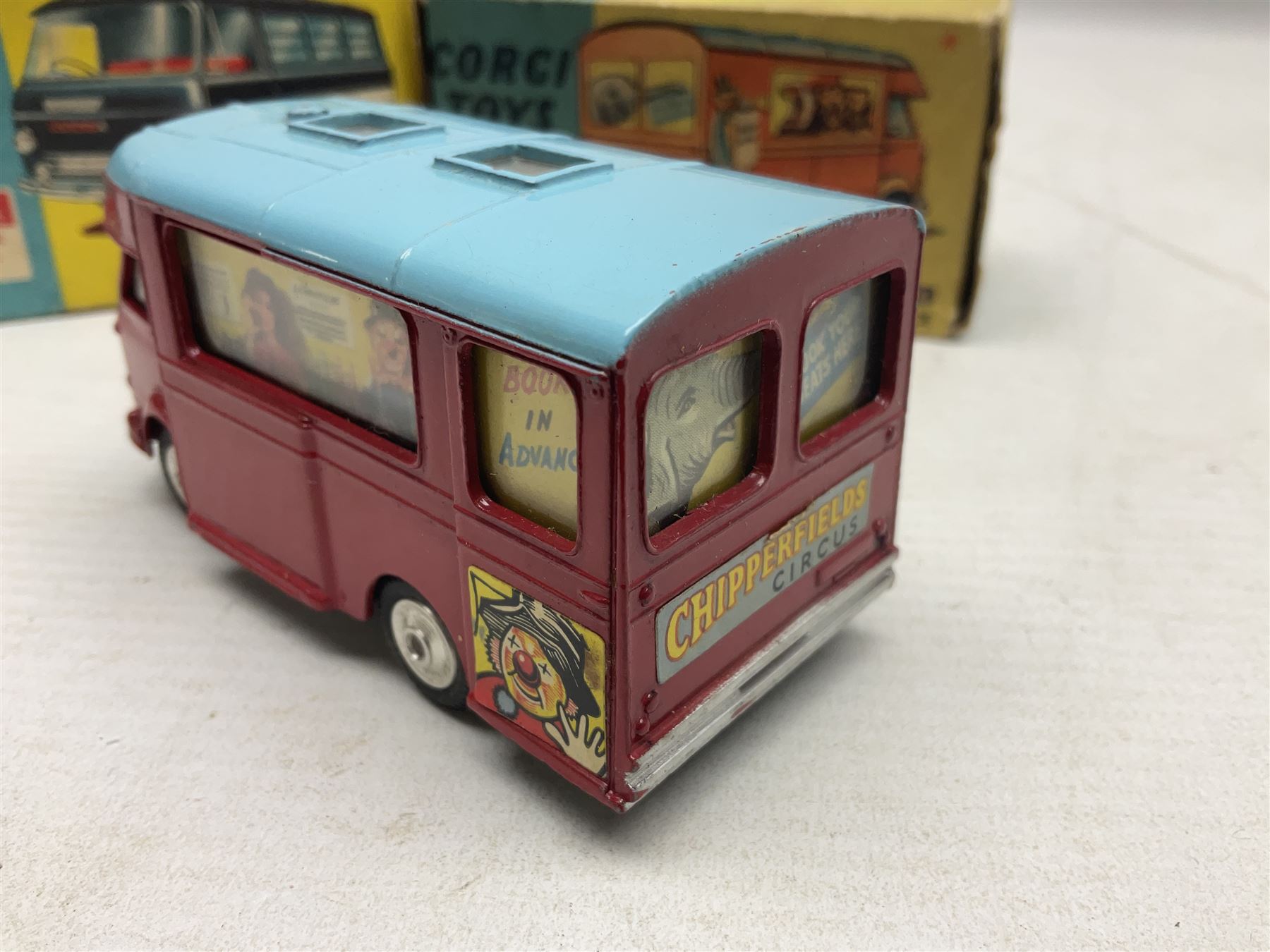 Corgi - Commer Police Van with flashing light No.464 and Chipperfield's Mobile Booking Office No.426; each in original box with paperwork (2)