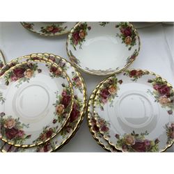 Royal Albert Old Country Roses pattern tea and dinner wares, including tiered cake stands, cake plate, napkin rings, egg cups, pierced serving platters, etc 