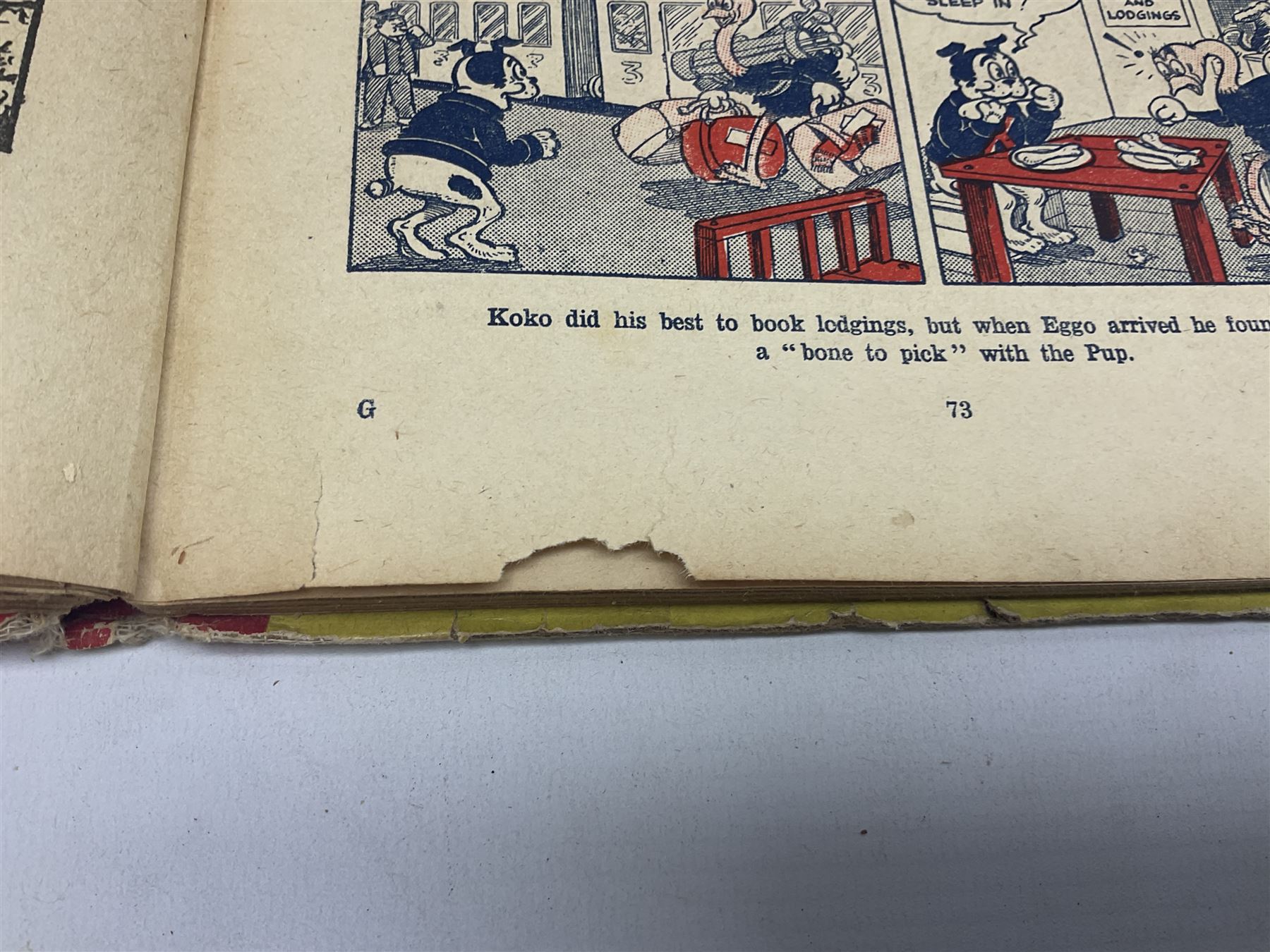The Magic Beano Book Published 1950 by D.C. Thomson, 127 pages, pictorial card covers depicting Biffo painting the Beano bunch
