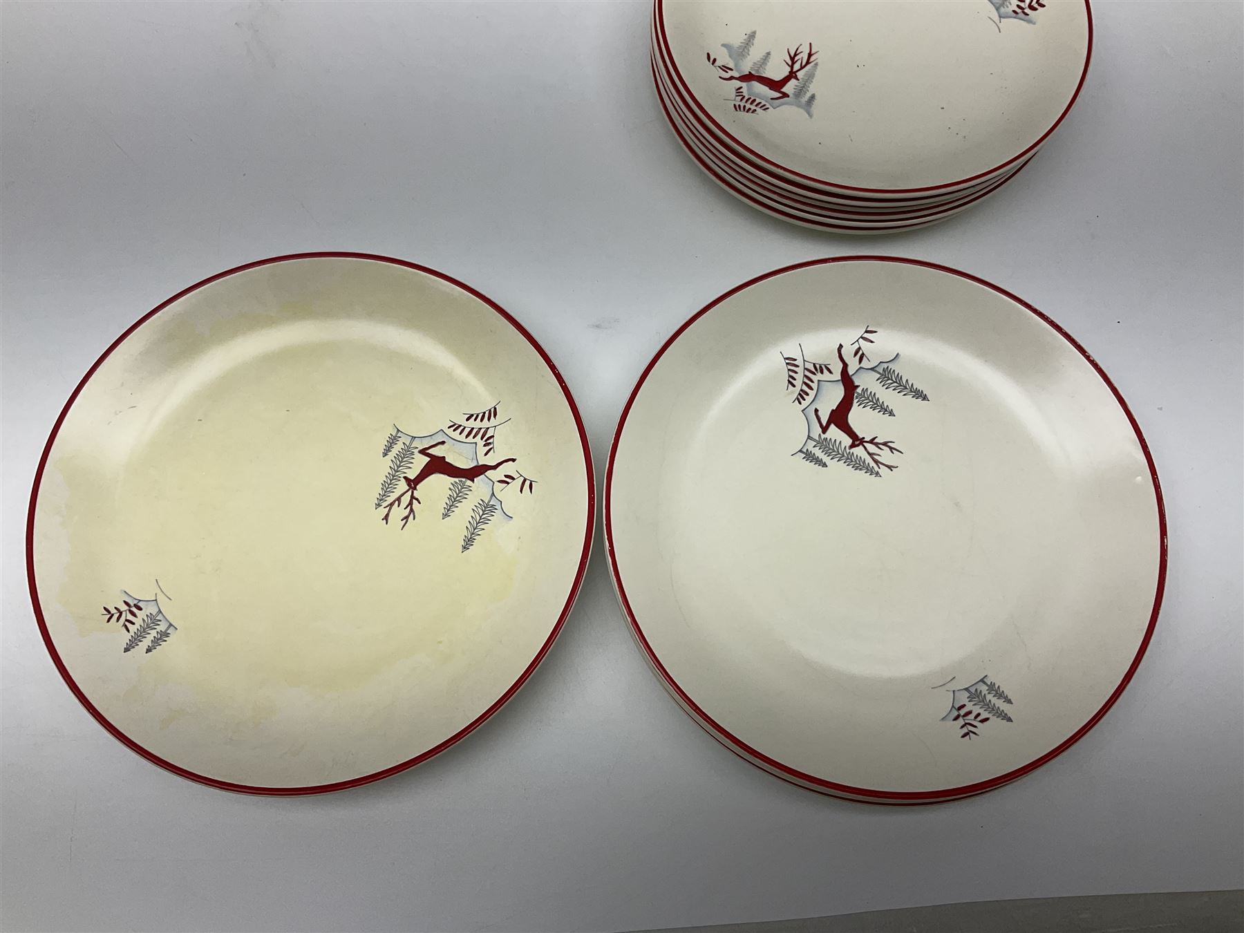 Crown Devon Stockholm patterned tea and dinner wares, to include, five teacups and saucers, milk jug, open sucrier, six dessert plates, six side plates, six dinner plates, serving platter, etc (42)